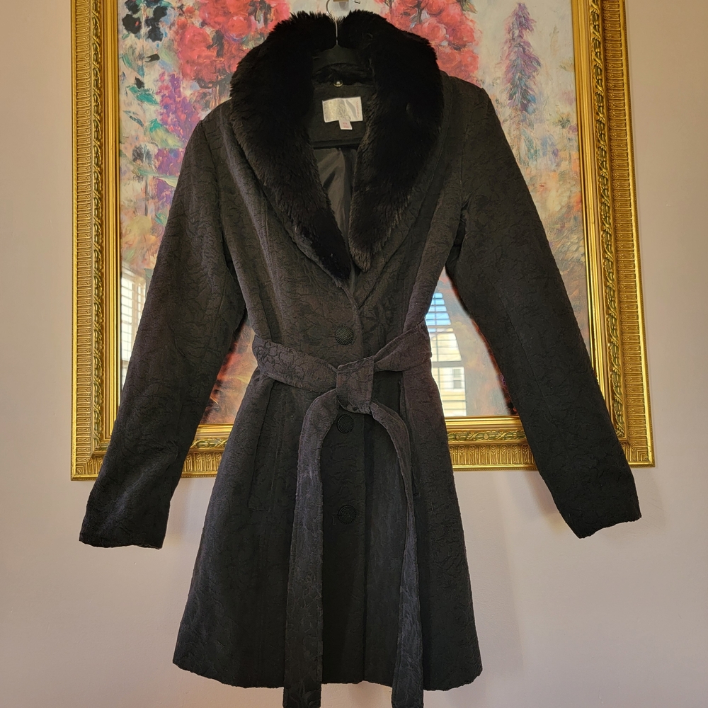 NWOT Vintage Y2k Xhilaration Black Jacquard With Fur Trim